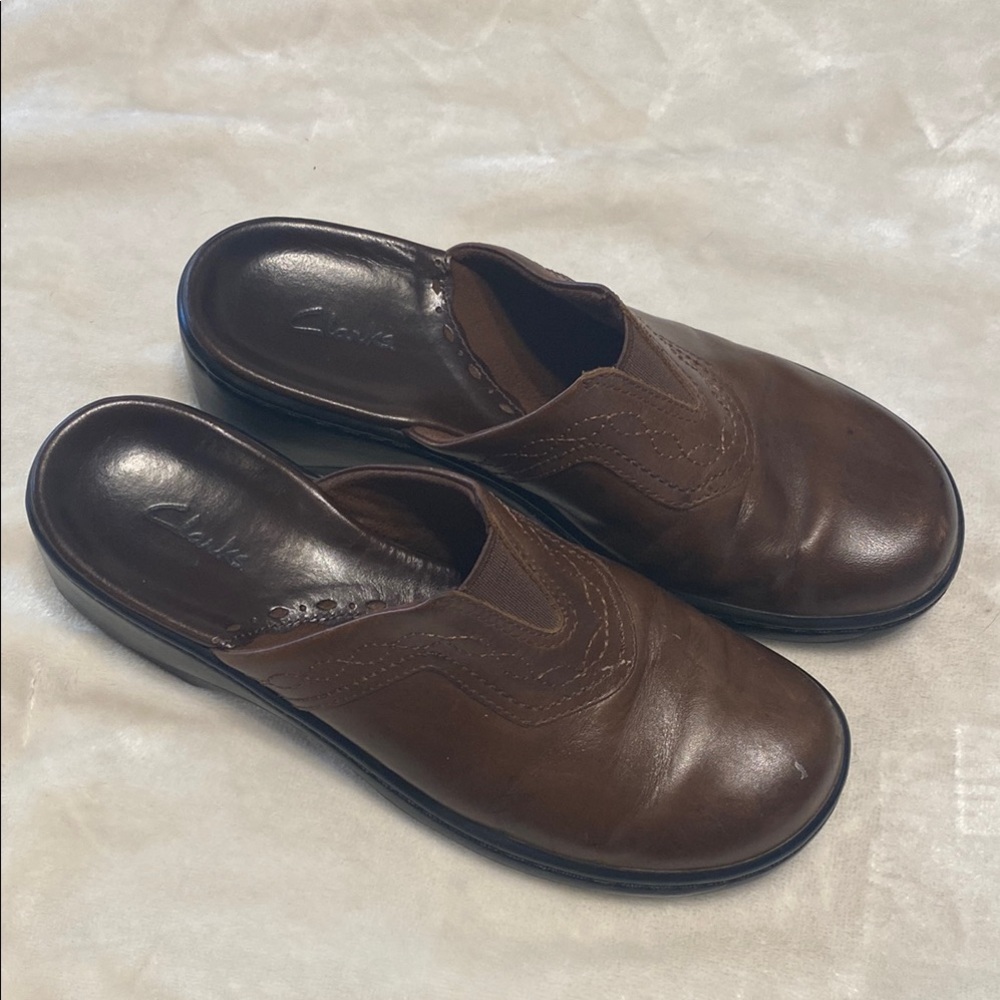 Clarks Womens 6.5 Mule Dark Brown Leather Loafers
